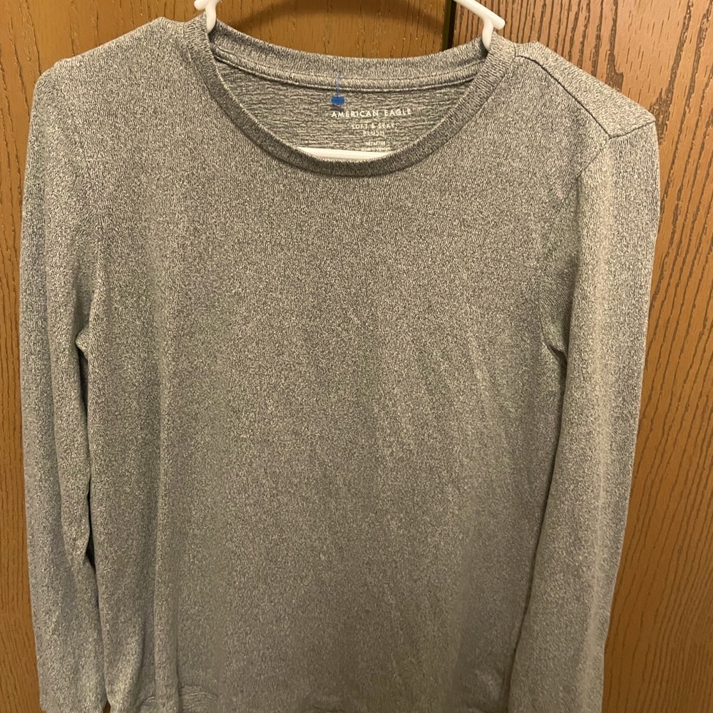 Gray American eagle long sleeve